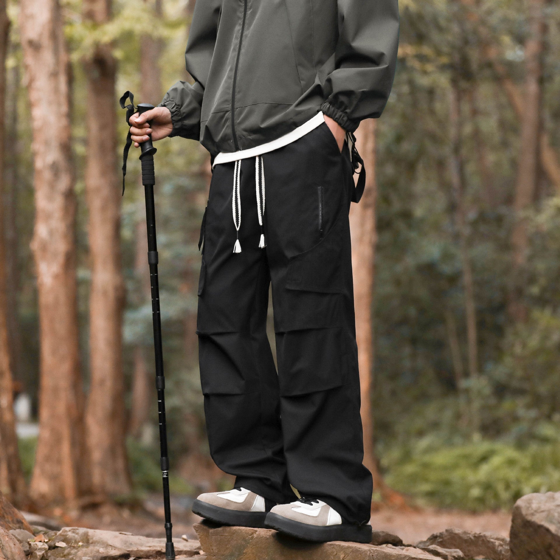 Men's Loose Cuffed Cargo Trousers