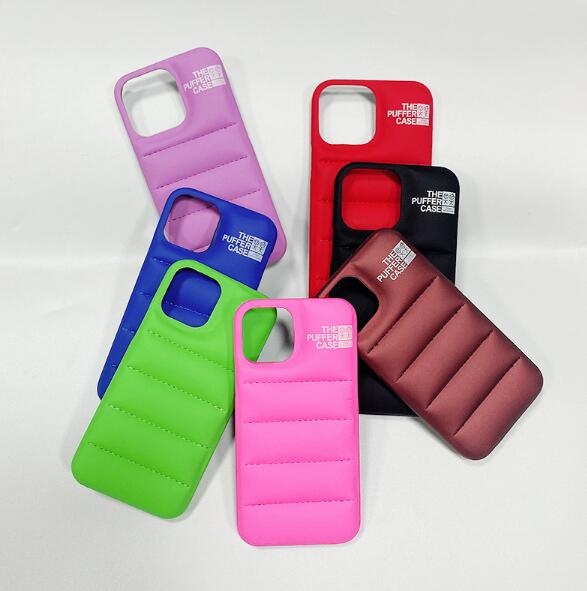 Funda acolchada tipo Nort Face para iPhone - Silicona suave