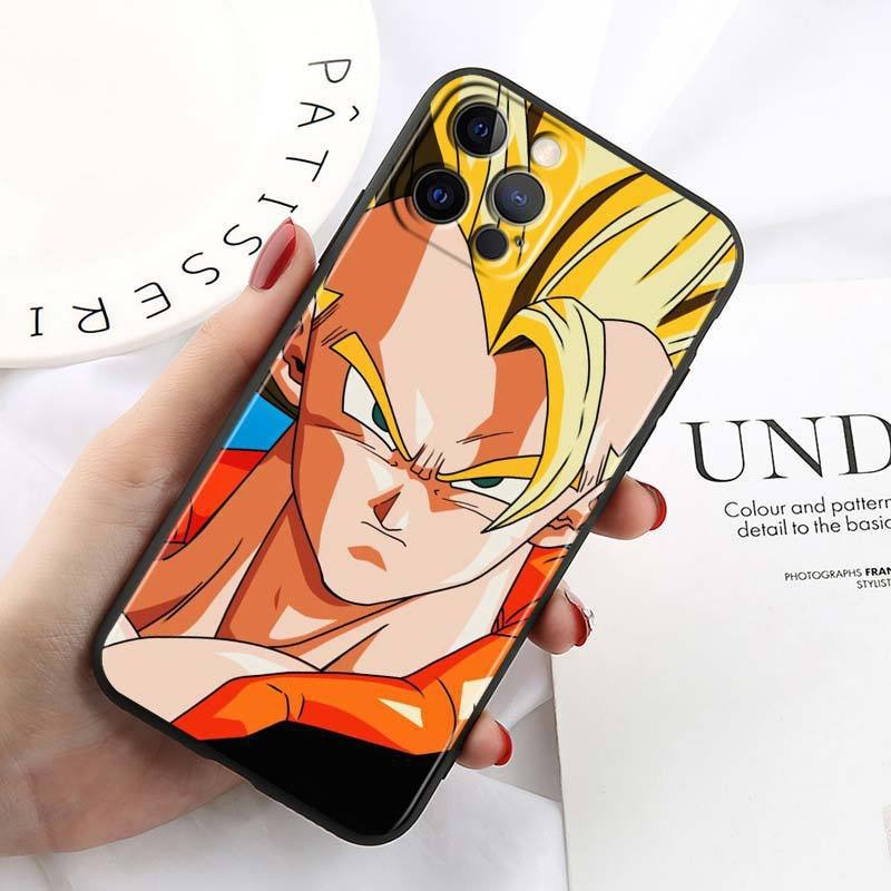 Funda Dragon Ball estilo cartoon para iPhone 15