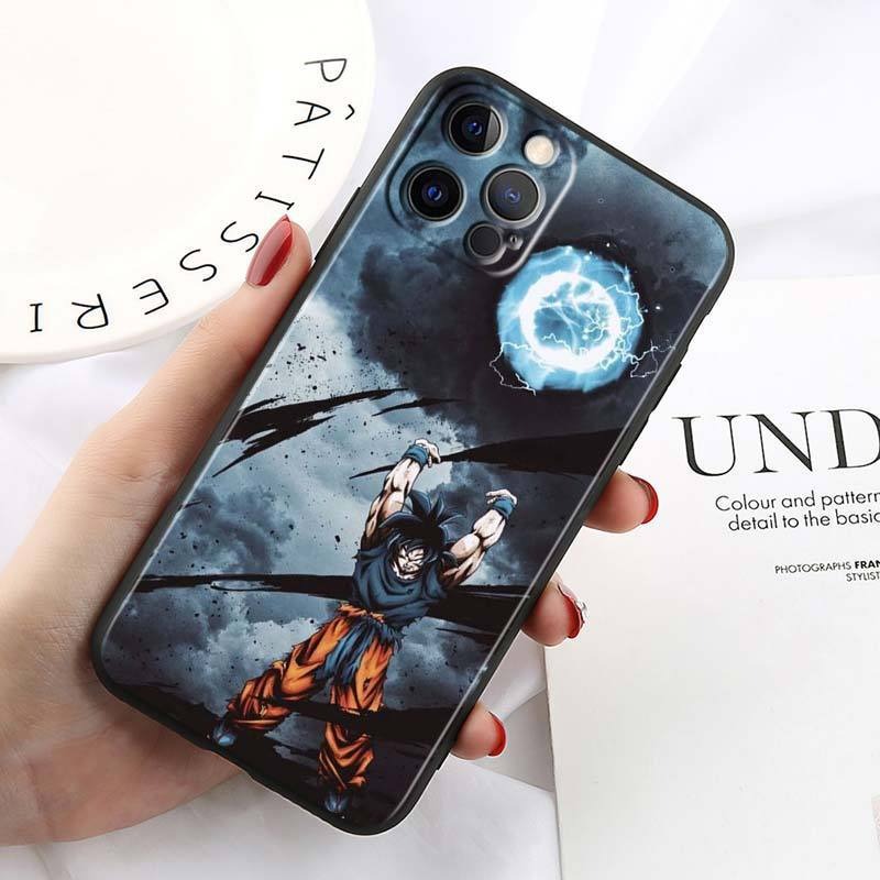 Funda Dragon Ball estilo cartoon para iPhone 15