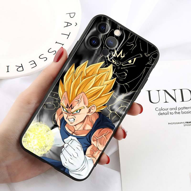 Funda Dragon Ball estilo cartoon para iPhone 15