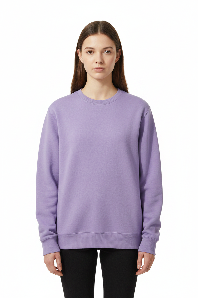 Modelo con sudadera Lavender Purple